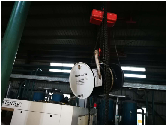由于油品問題導(dǎo)致油氣分離器壓差高，空壓機潤滑油結(jié)膠，油濾堵塞，機器高溫報警(圖4)